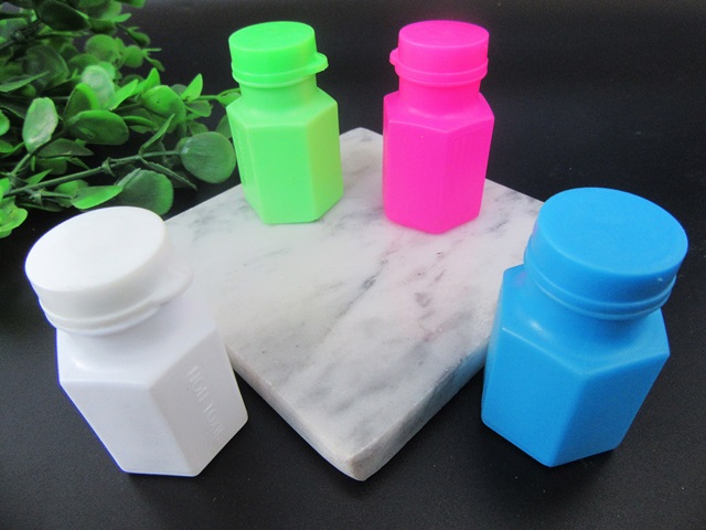 24Pcs Hexagon Bottles Bubble Toy Party Favor Mixed Color - Click Image to Close